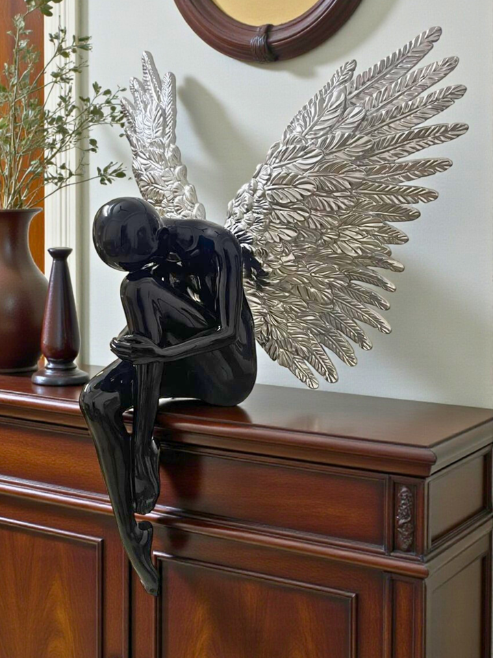 Noir Séraphine Resin Sculpture