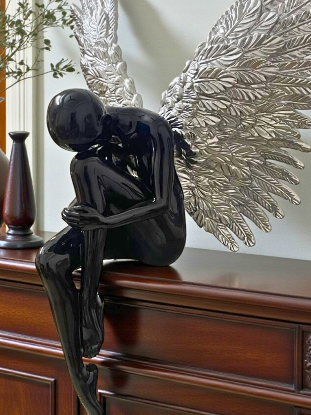 Noir Séraphine Resin Sculpture