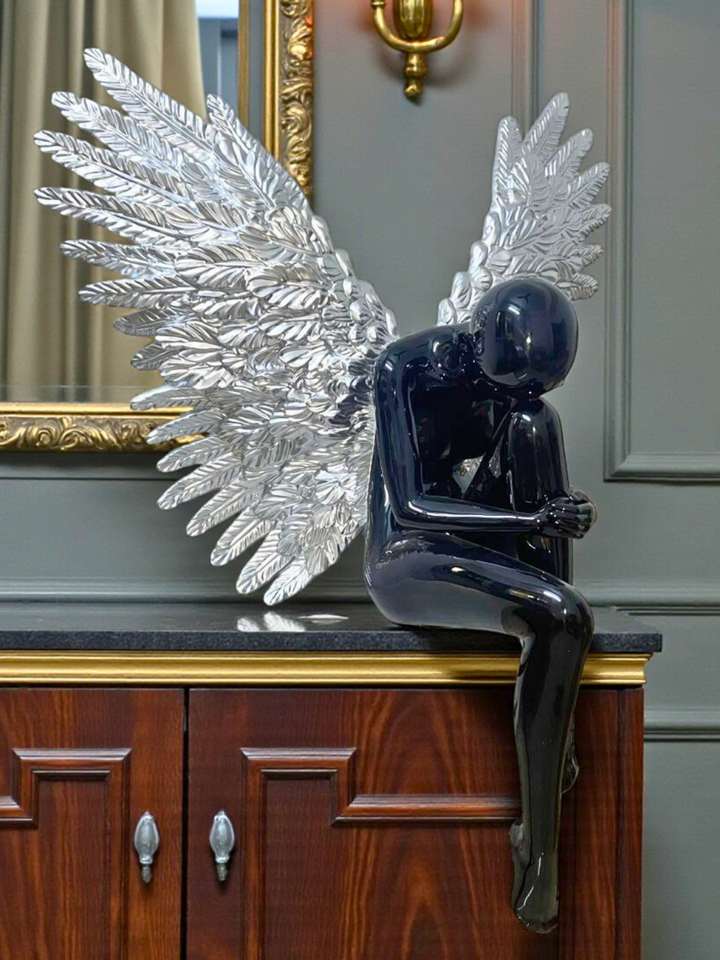 Noir Séraphine Resin Sculpture