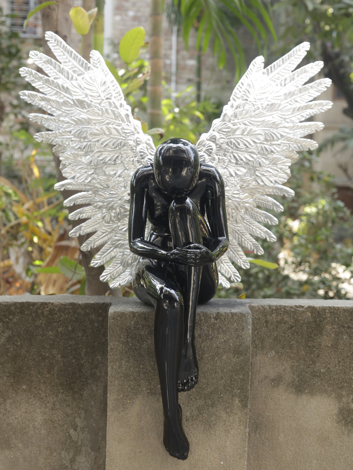 Noir Séraphine Resin Sculpture