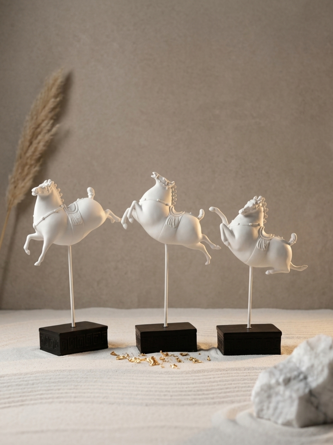 Élan White Horse Sculpture Set of 3