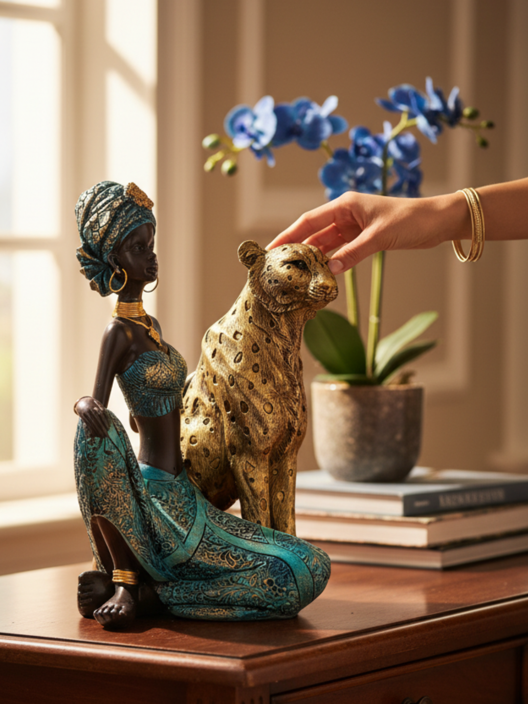La Reine Panther Queen Sculpture
