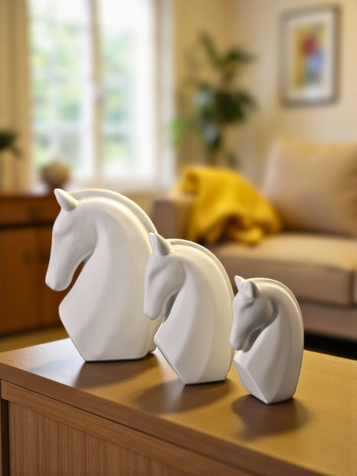 Triple Harmony Horse Resin Decor