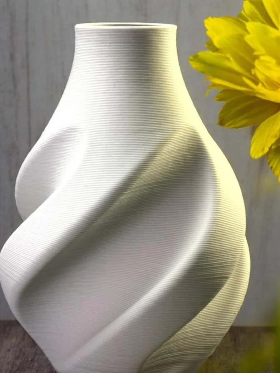 Luxury 3D Printed Twisting Vase
