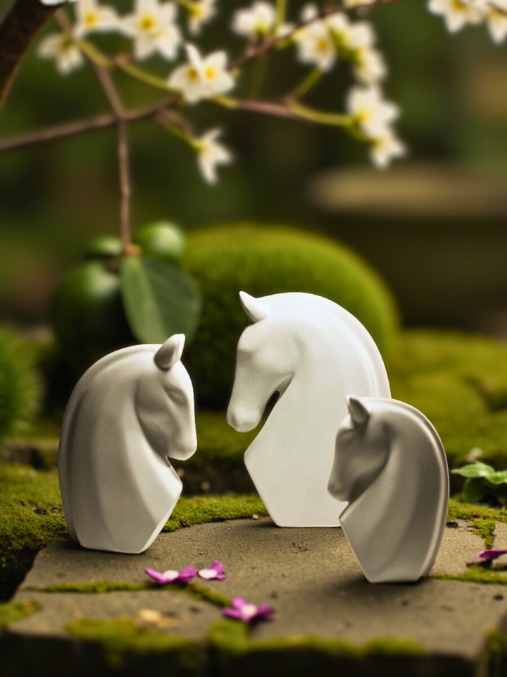Triple Harmony Horse Resin Decor