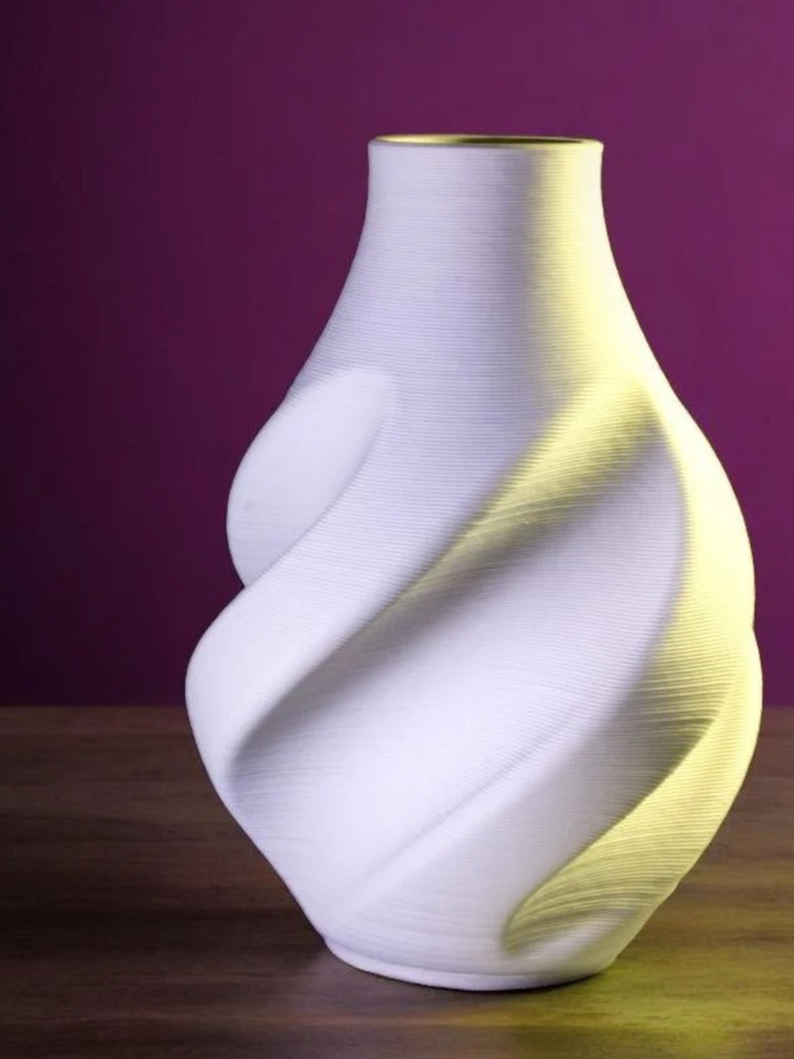 Luxury 3D Printed Twisting Vase