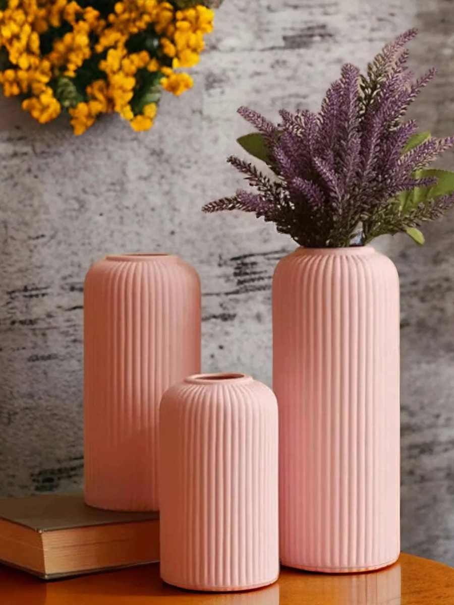 Contemporary Ribbed - Set of 3 Vases