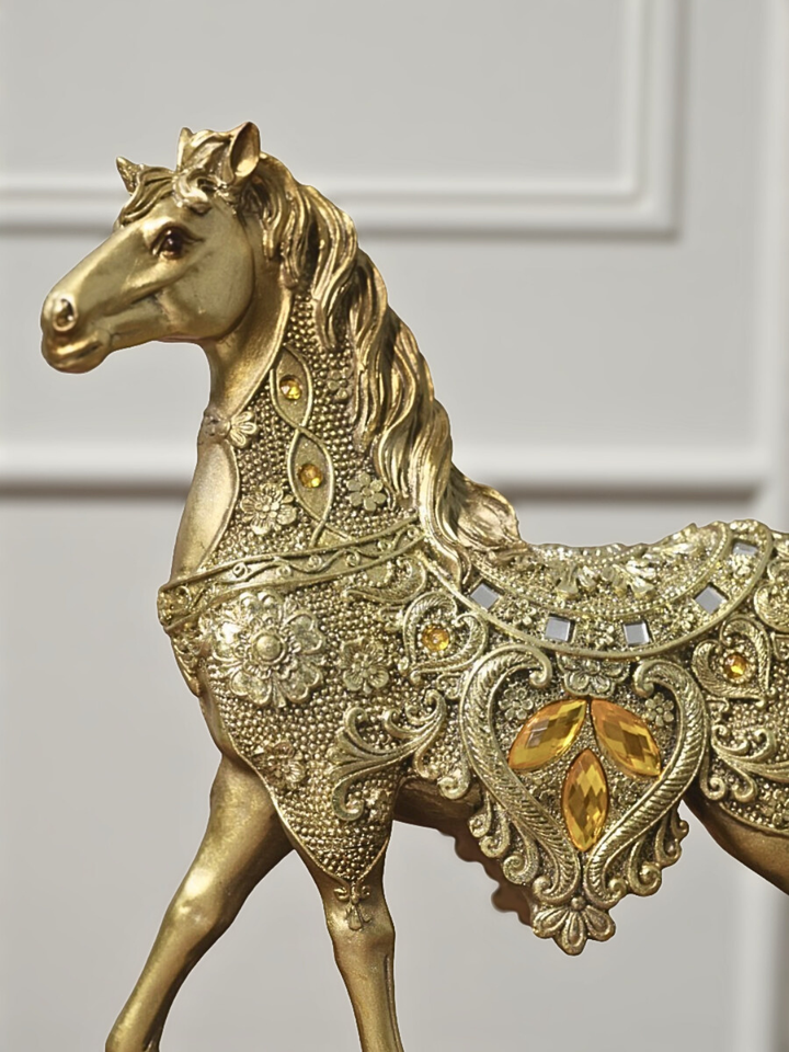 Strolling Royal Horse Resin Sculpture