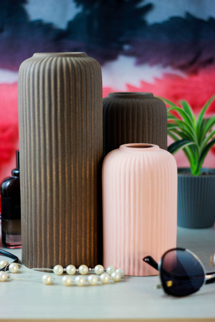 Contemporary Ribbed - Set of 3 Vases