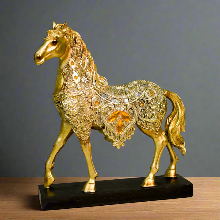 Strolling Royal Horse Resin Sculpture